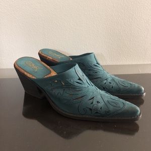 Carlos Santana Rodeo Mules